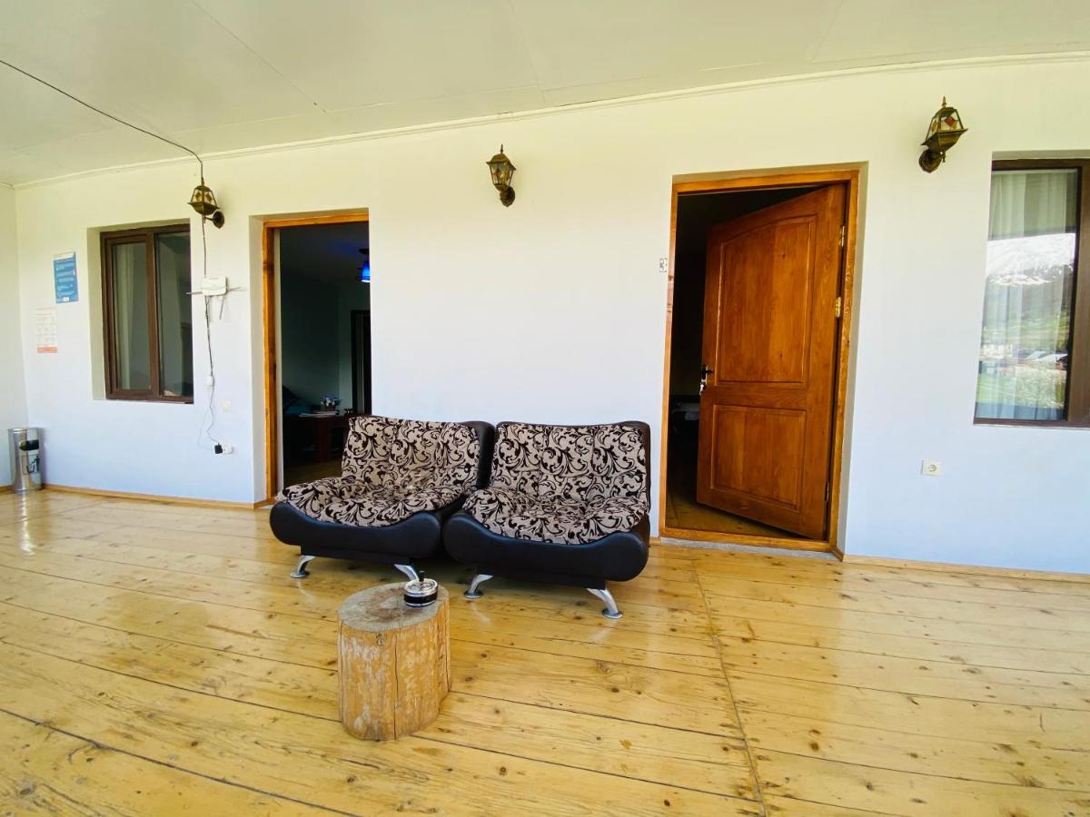 Guesthouse Alpenrose เมสเตีย ภายนอก รูปภาพ