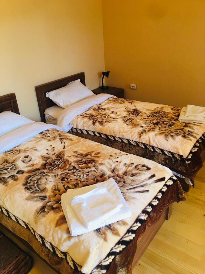 Guesthouse Alpenrose เมสเตีย ภายนอก รูปภาพ