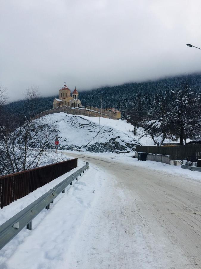 Guesthouse Alpenrose เมสเตีย ภายนอก รูปภาพ